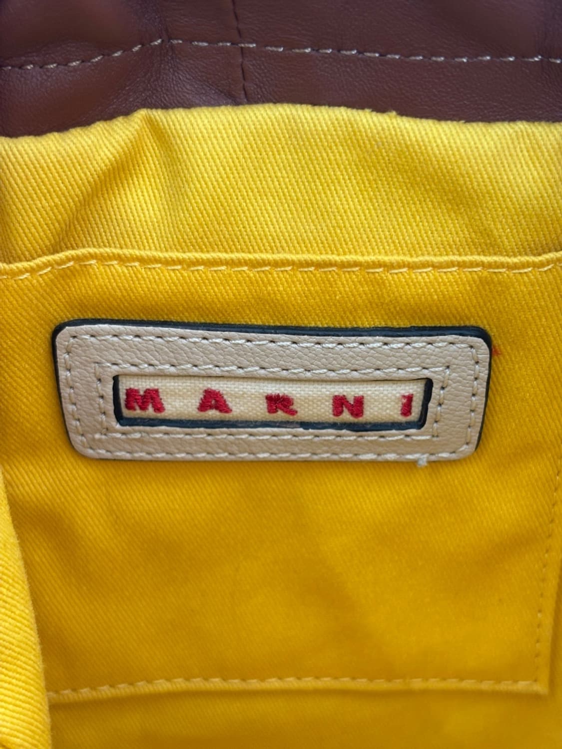 Marni Gusset Bucket Bag 상품이미지7