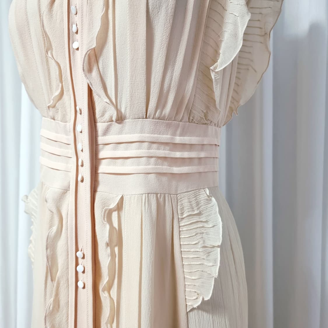 한섬 타임 TIME 실크100% 프릴 원피스 (44-55) 상태굿 상품이미지5