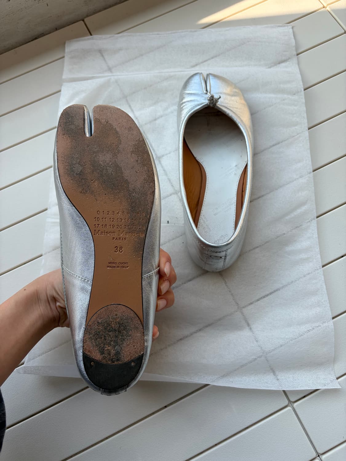 마르지엘라 타비 플랫 실버 38 상품이미지4