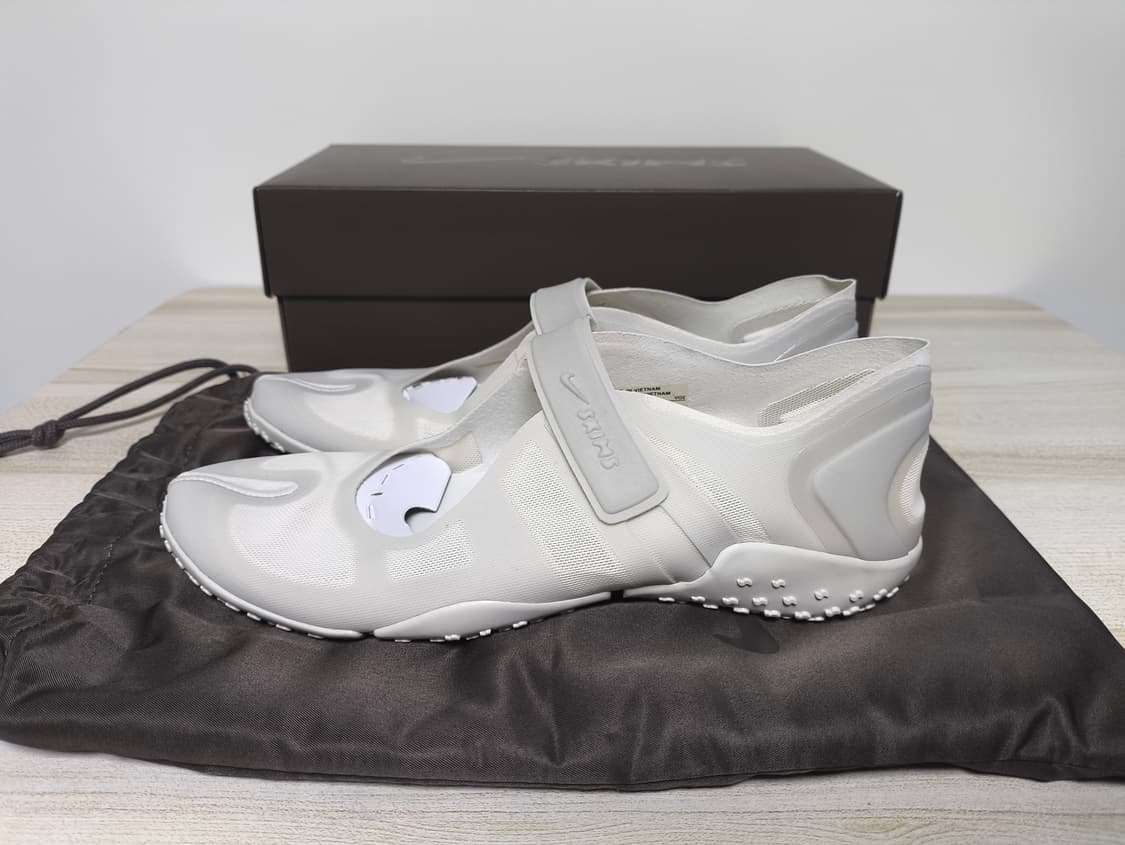 (240)나이키스킴스 리프트 메쉬 라이트 본 상품이미지1