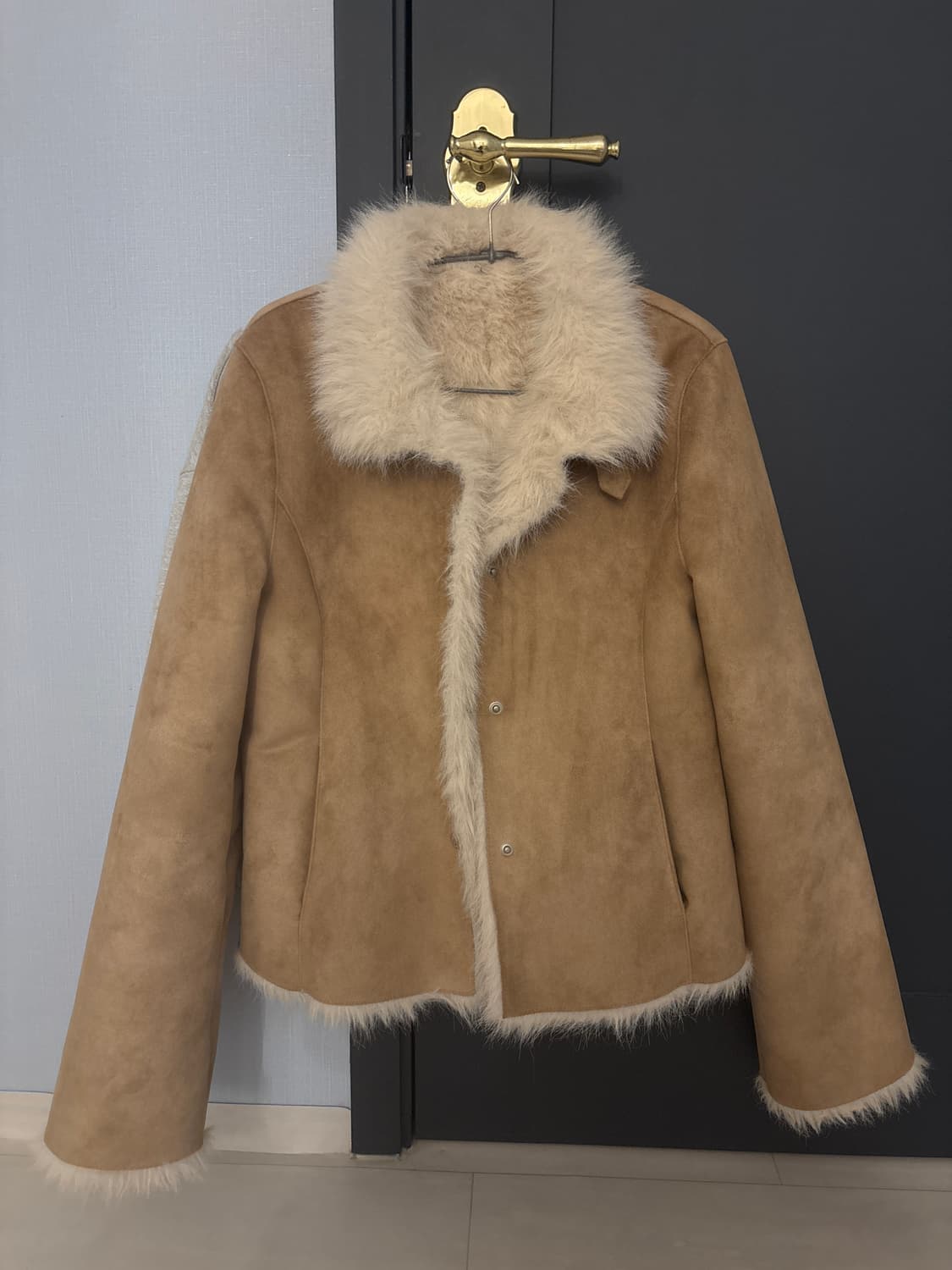 더바넷 시어링 퍼 무스탕 the barnnet 상품이미지3