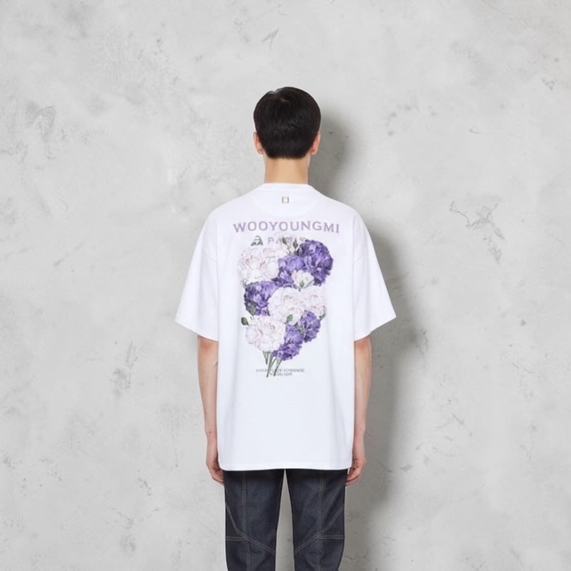 46/ 우영미 백플라워 프린팅 반팔 상품이미지1