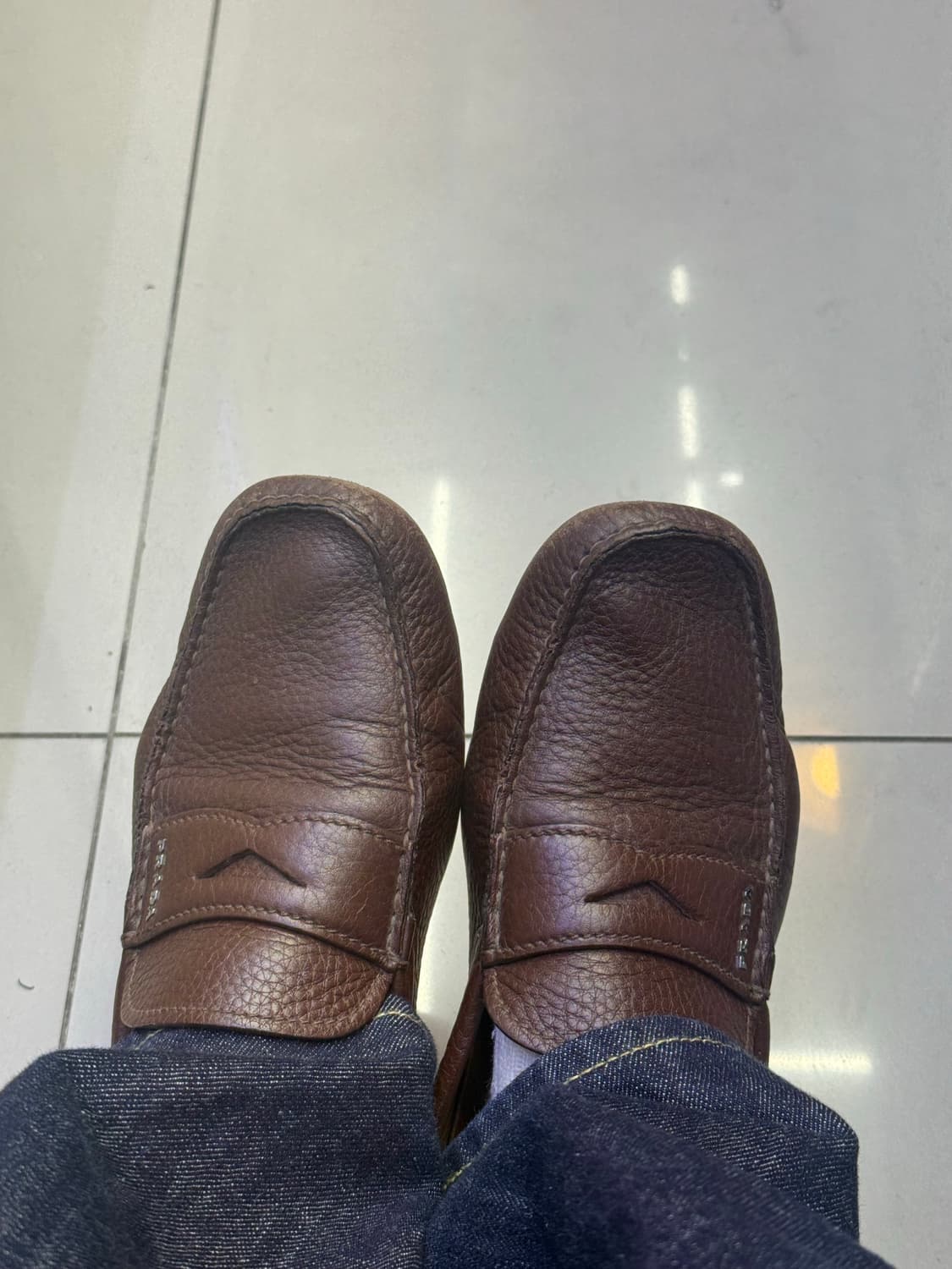 프라다 가죽 로퍼 브라운 상품이미지1