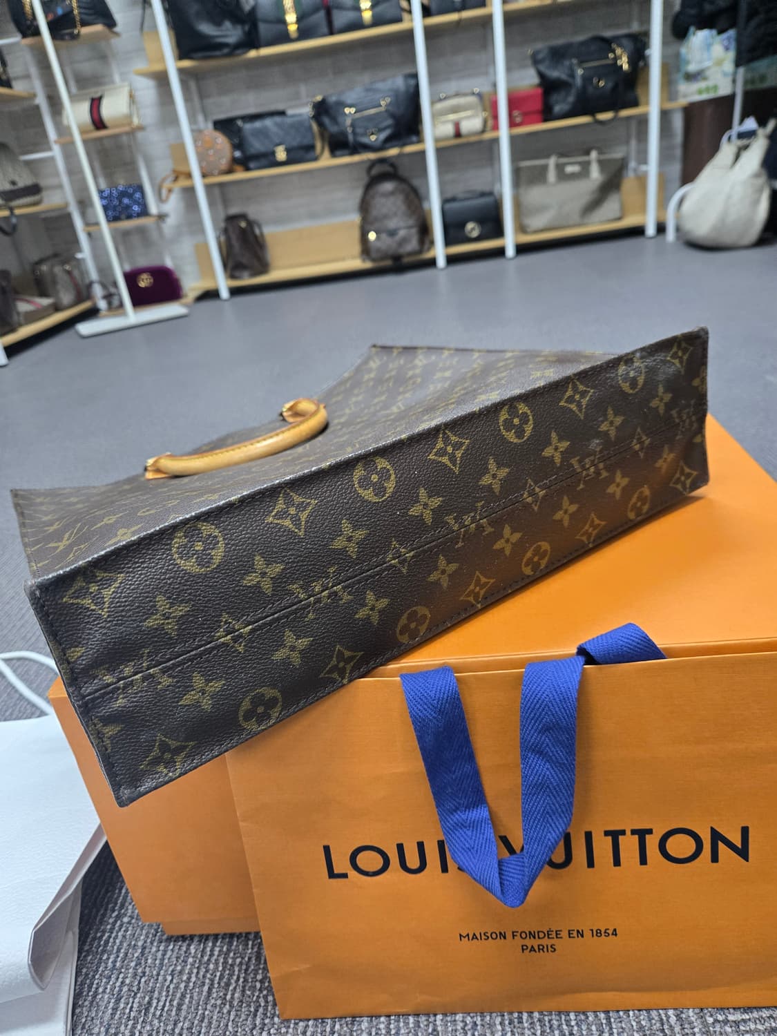 [특가][정품] 루이비통 삭플라 GM 토트백 상품이미지5