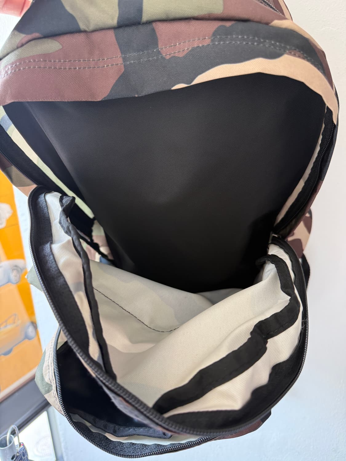 이스트팩 카모 백팩 os 상품이미지4