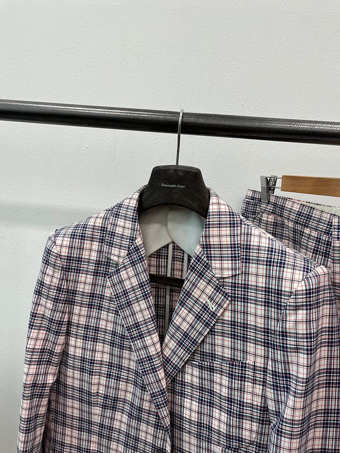 슬100,32) 안토니오 아줄로 컬렉션 체크슈트  상품이미지2