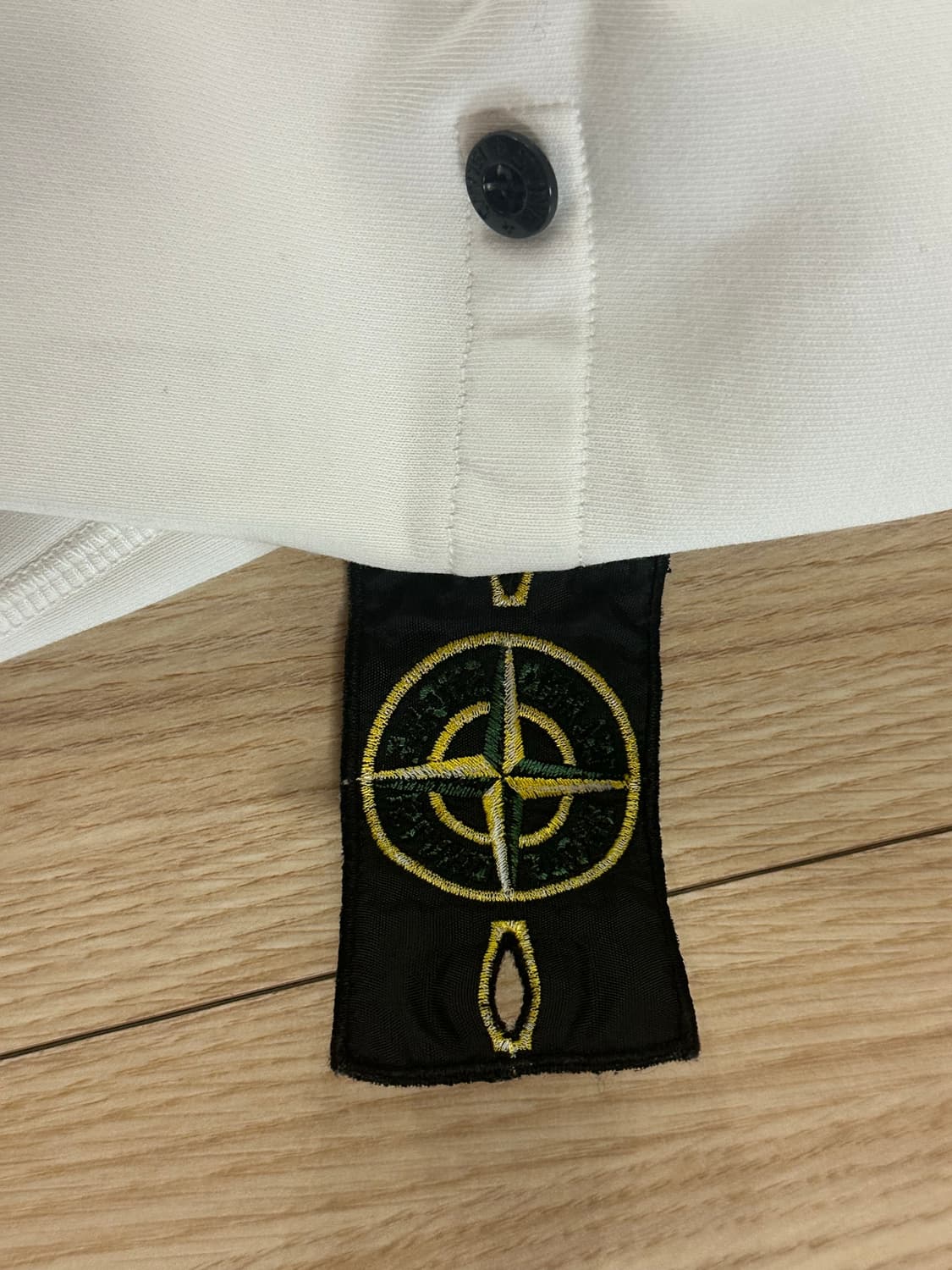 스톤아일랜드 집업 상품이미지3