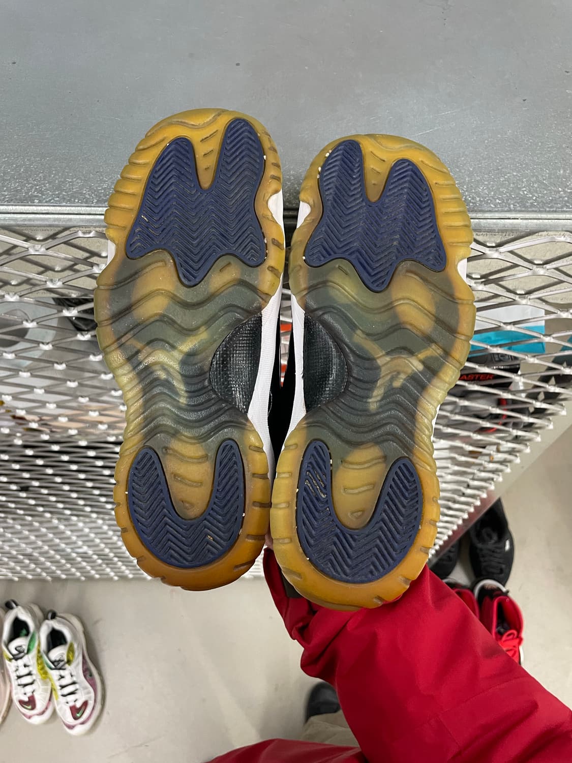 나이키 조던 11 레트로 스페이스 잼 250 상품이미지6