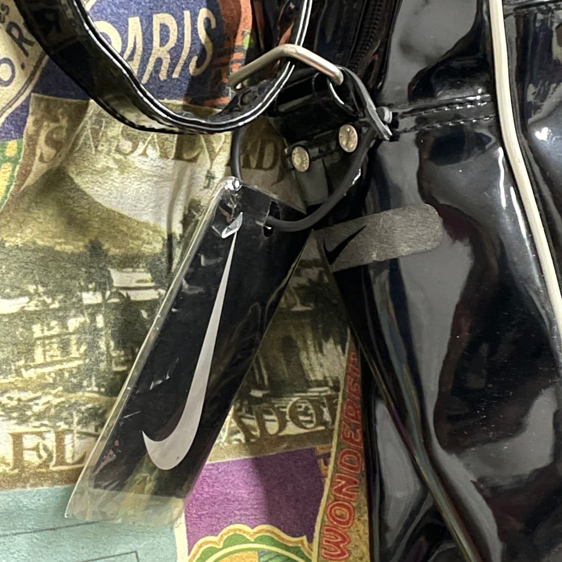 90s 나이키 에나멜 유광 크로스백 올드스쿨 메신저백 가방 상품이미지6