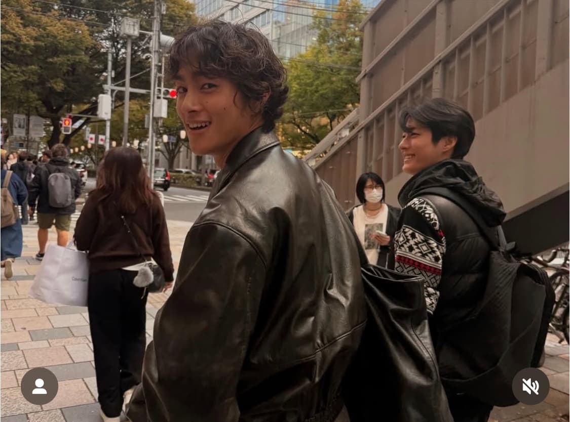 아모멘토 레더 블루종 자켓 상품이미지1