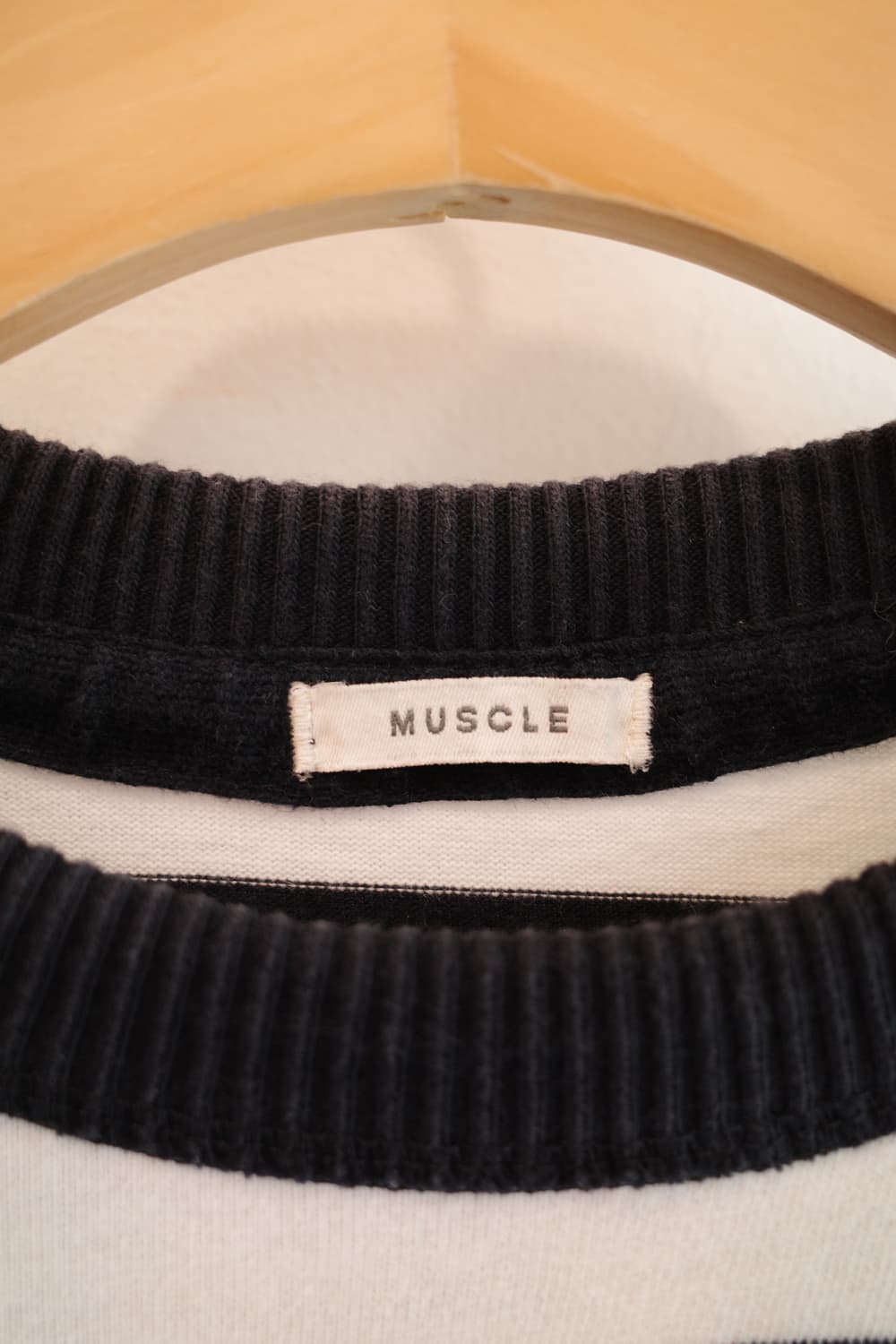 Abercrombie & Fitch 아베크롬비 자수 롱슬리브  상품이미지3