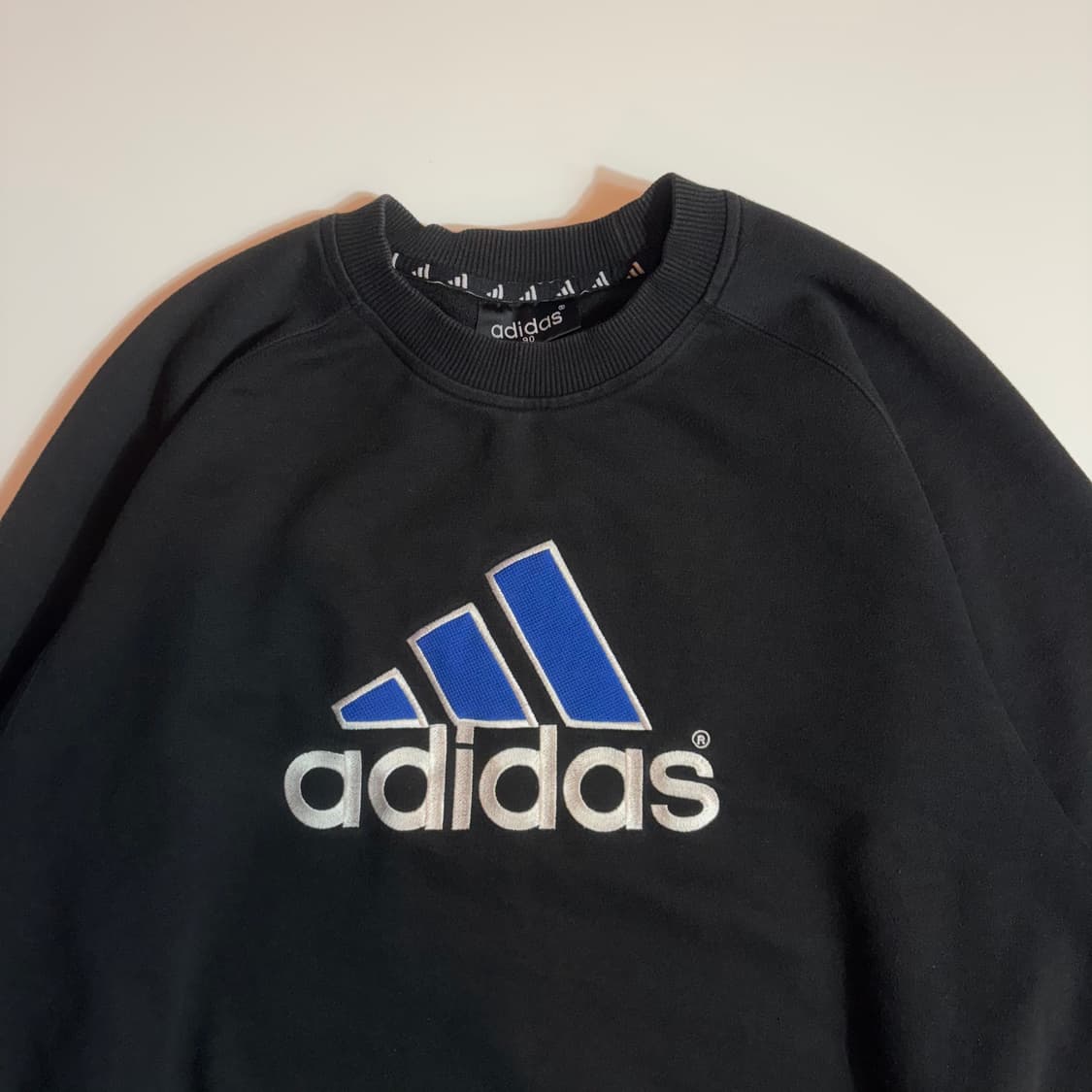 아디다스 빅로고 맨투맨  상품이미지2