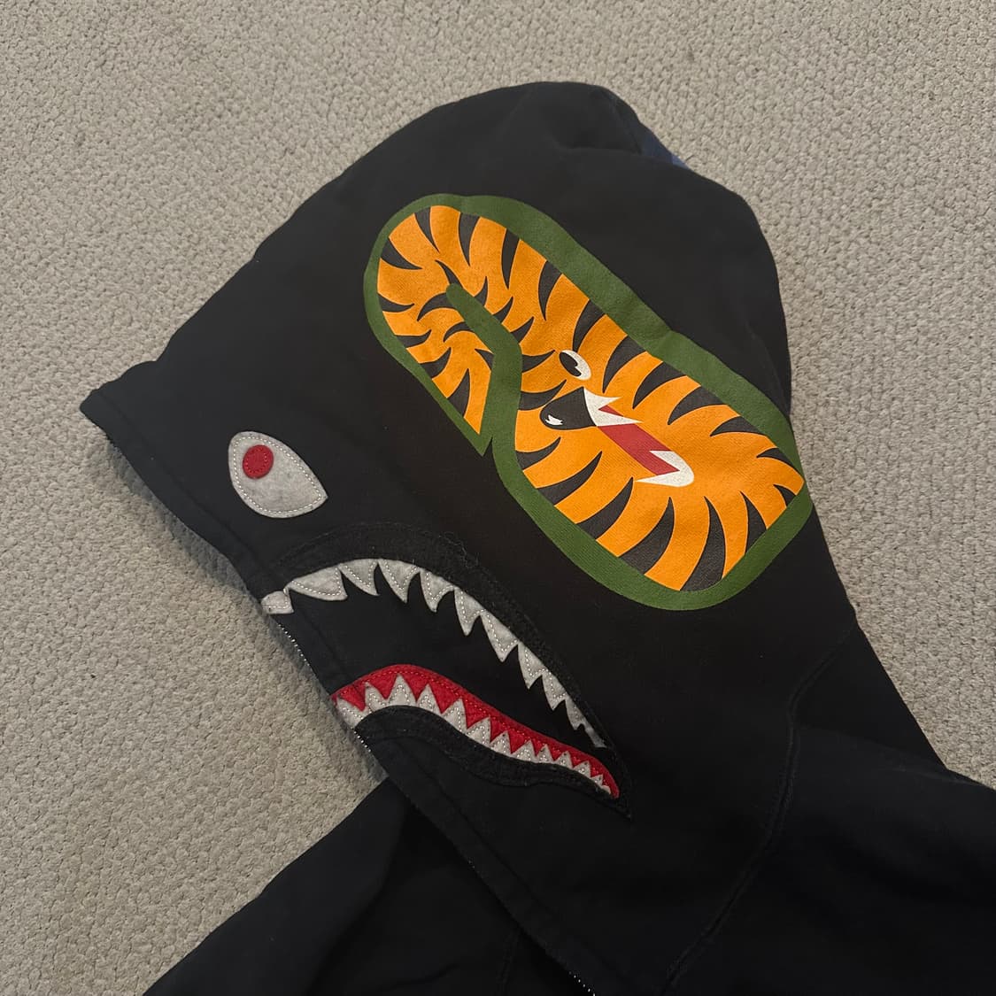 베이프(BAPE) 반카모 청계 샤크 후드 집업 상품이미지6