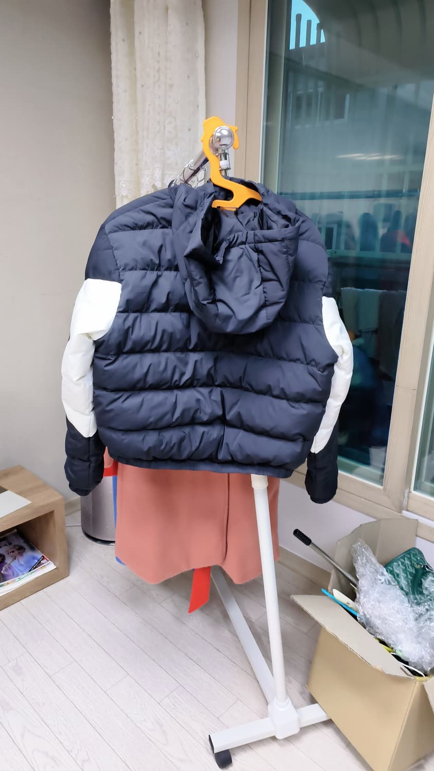 아디다스 다운 패딩 점퍼 상품이미지2