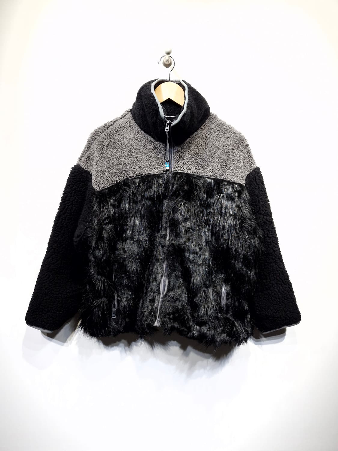 더오픈프로덕트. 페이크퍼 플리스 자켓 상품이미지4