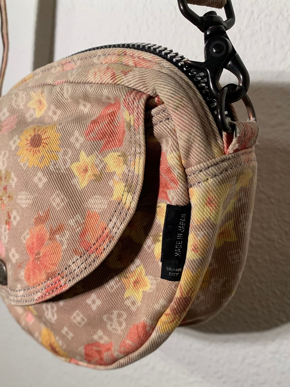 포터 빔즈보이 플라워 패턴 숄더백 상품이미지3