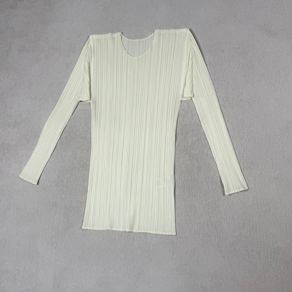 Ivory Long Sleeve Top 상품이미지2