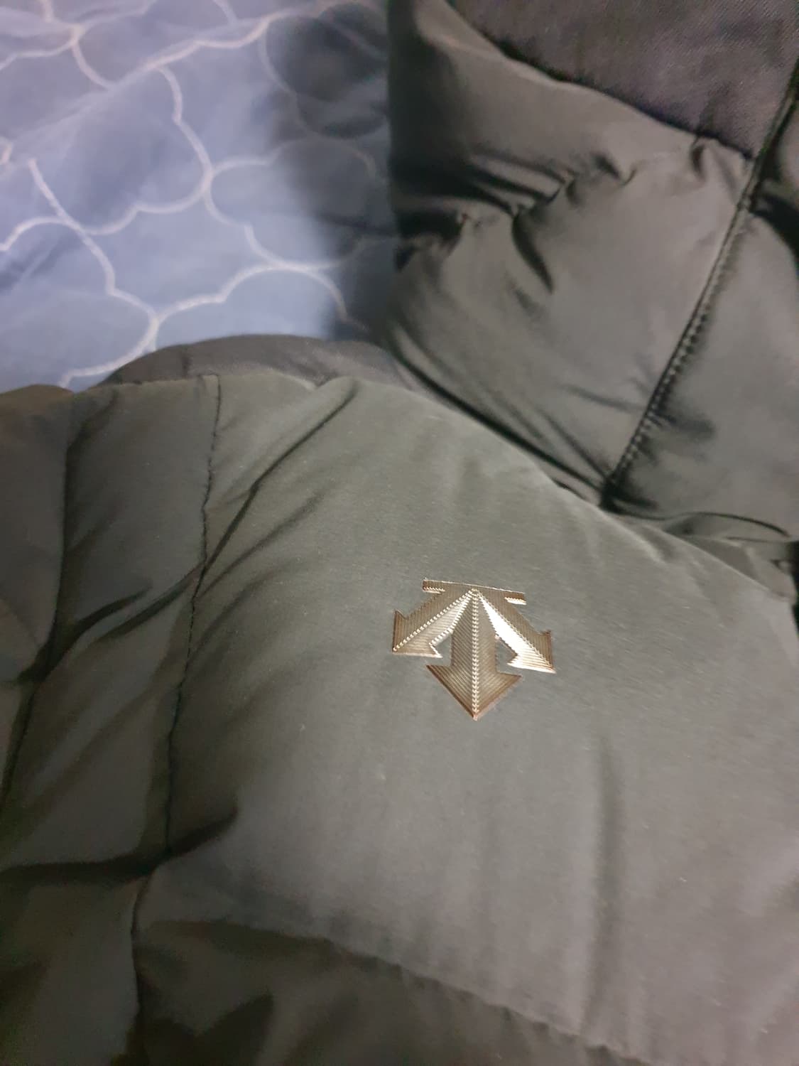 데상트골프 듀얼리스모션 구스다운 롱패딩 블랙그레이 (S) 상품이미지2