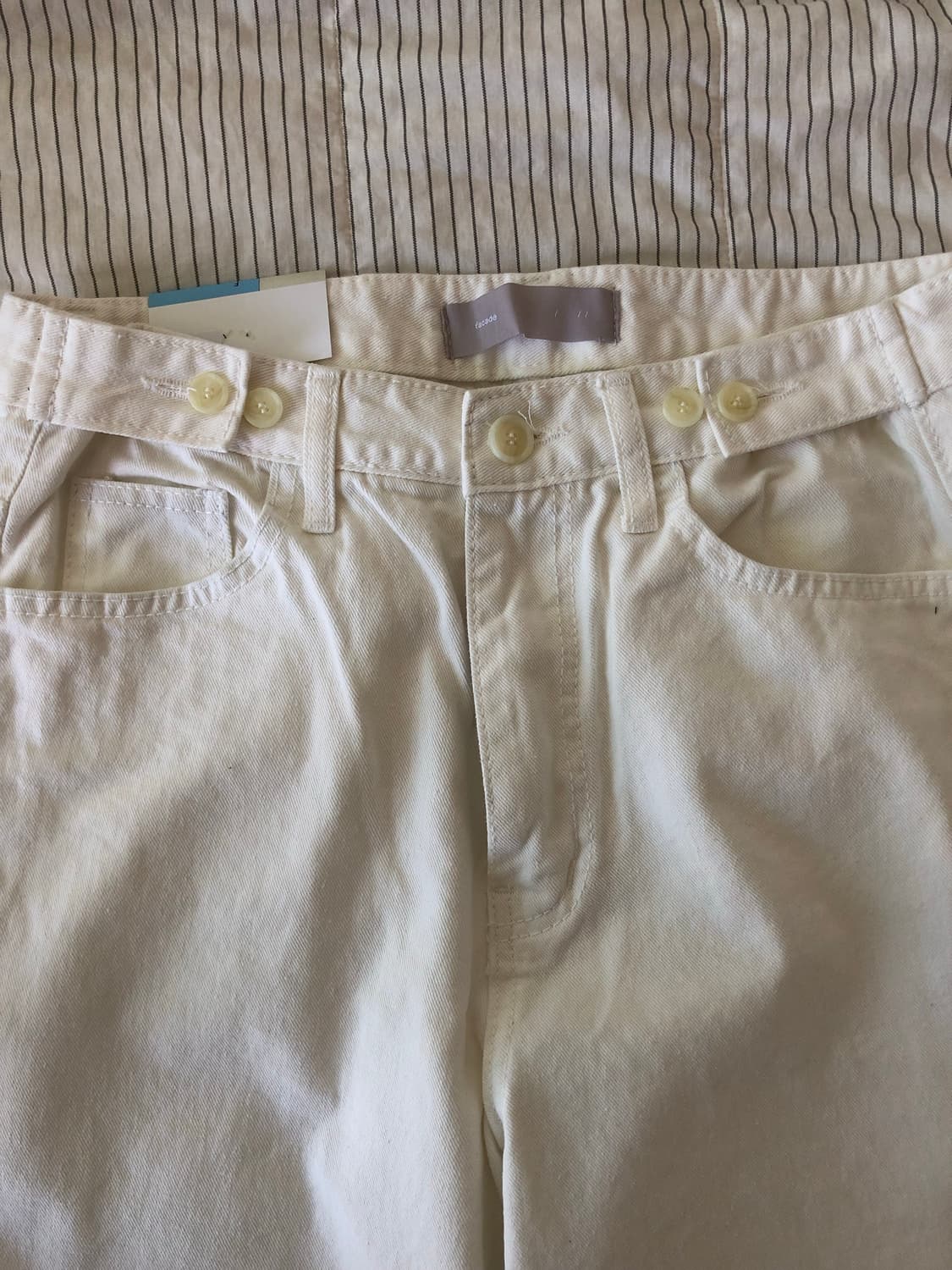 로웨어 사이드 버튼 맥시 코튼 팬츠 (white) 상품이미지3