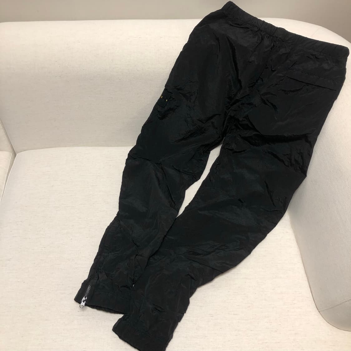 [S] 스톤아일랜드 18FW 나일론메탈 팬츠 블랙 상품이미지3