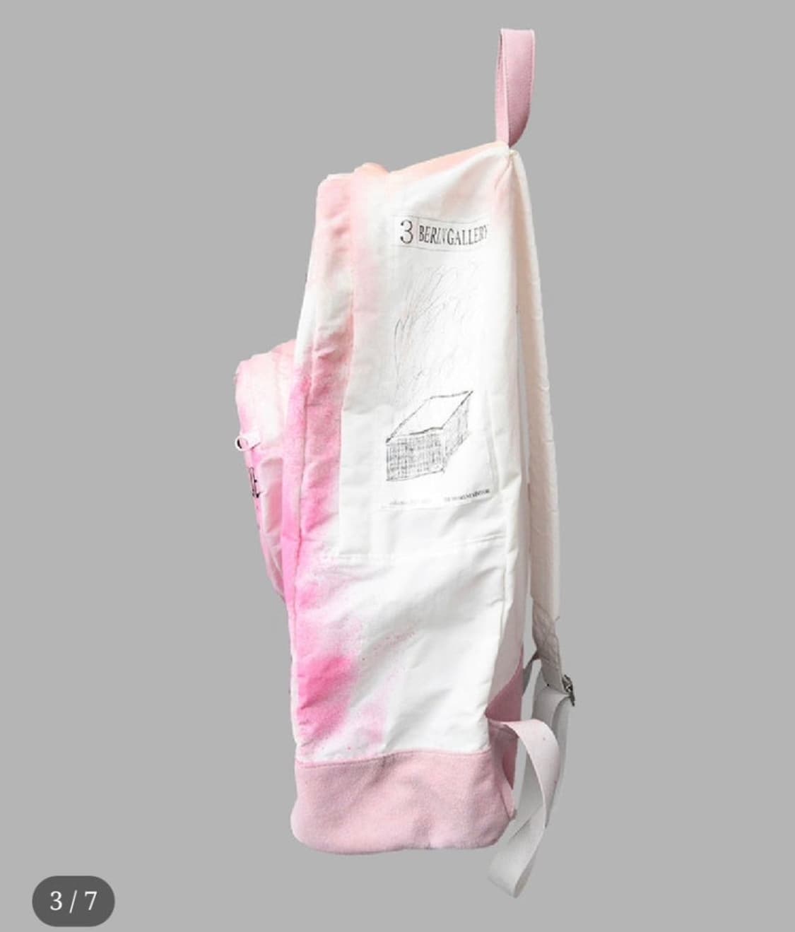 더뮤지엄비지터 발렌타인데이 멀티 스프레이드 백팩 상품이미지2