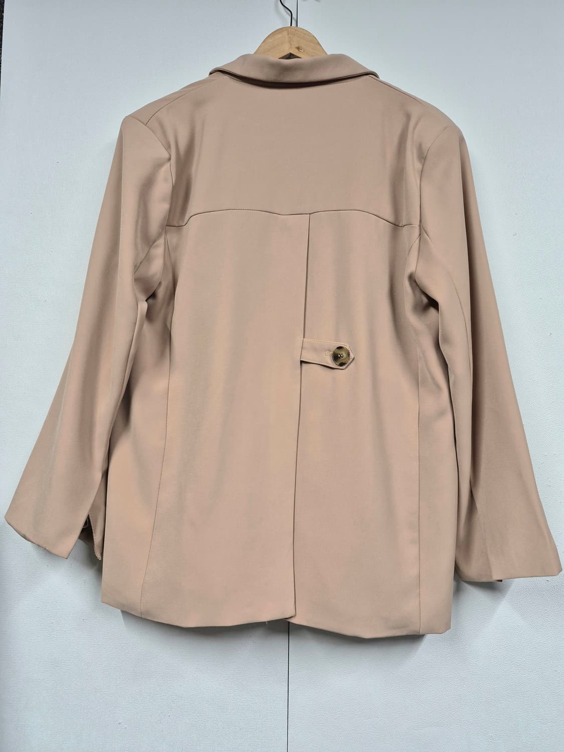 ulia 베이지 블레이져  상품이미지2