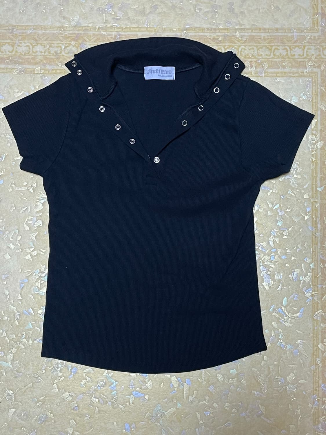 아쿠비클럽 snap tee black 상품이미지4