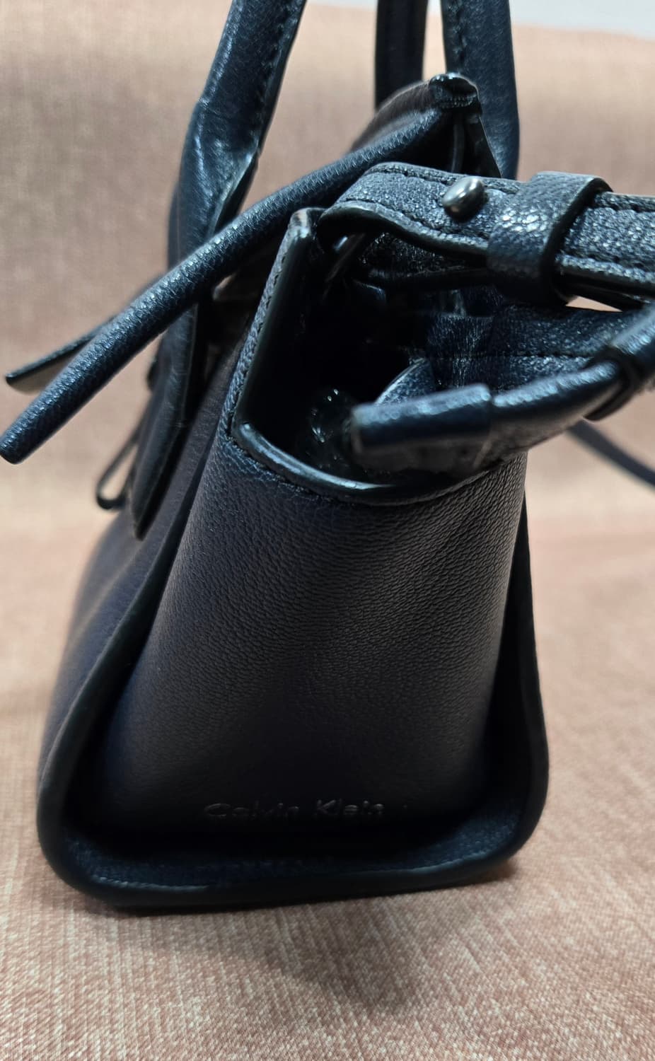 캘빈클라인진 Cara 카라 스몰 토트 사첼백 상품이미지4