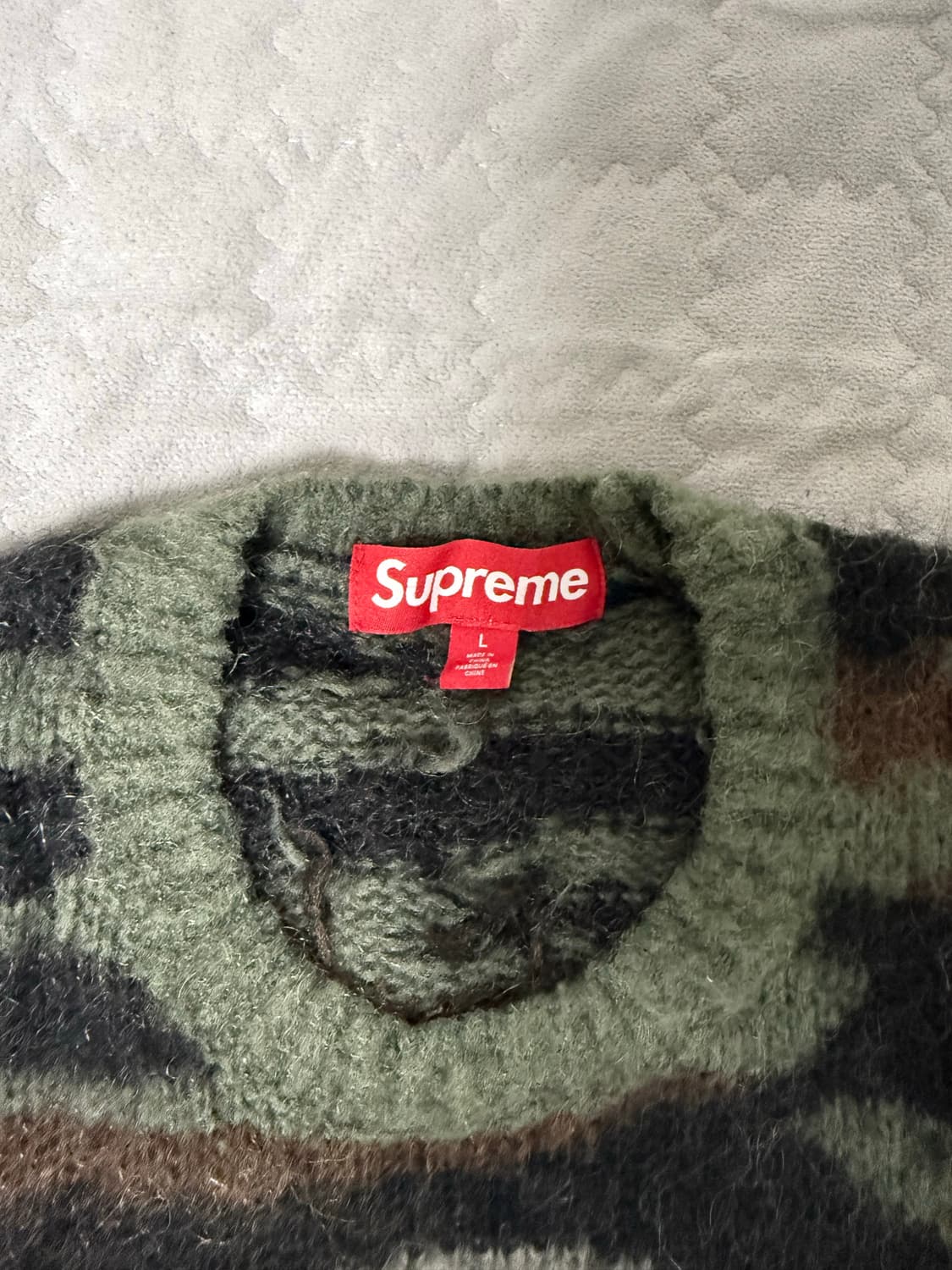 슈프림 카모 모헤어 니트 l 상품이미지2