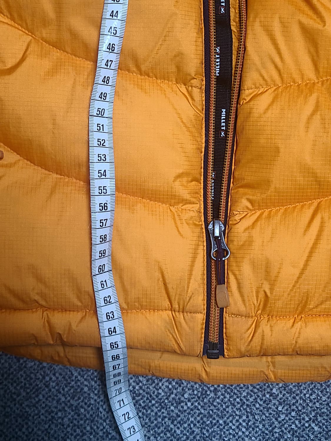 밀레 덕다운 여성 패딩  100L  로 90-95  적당 상품이미지4