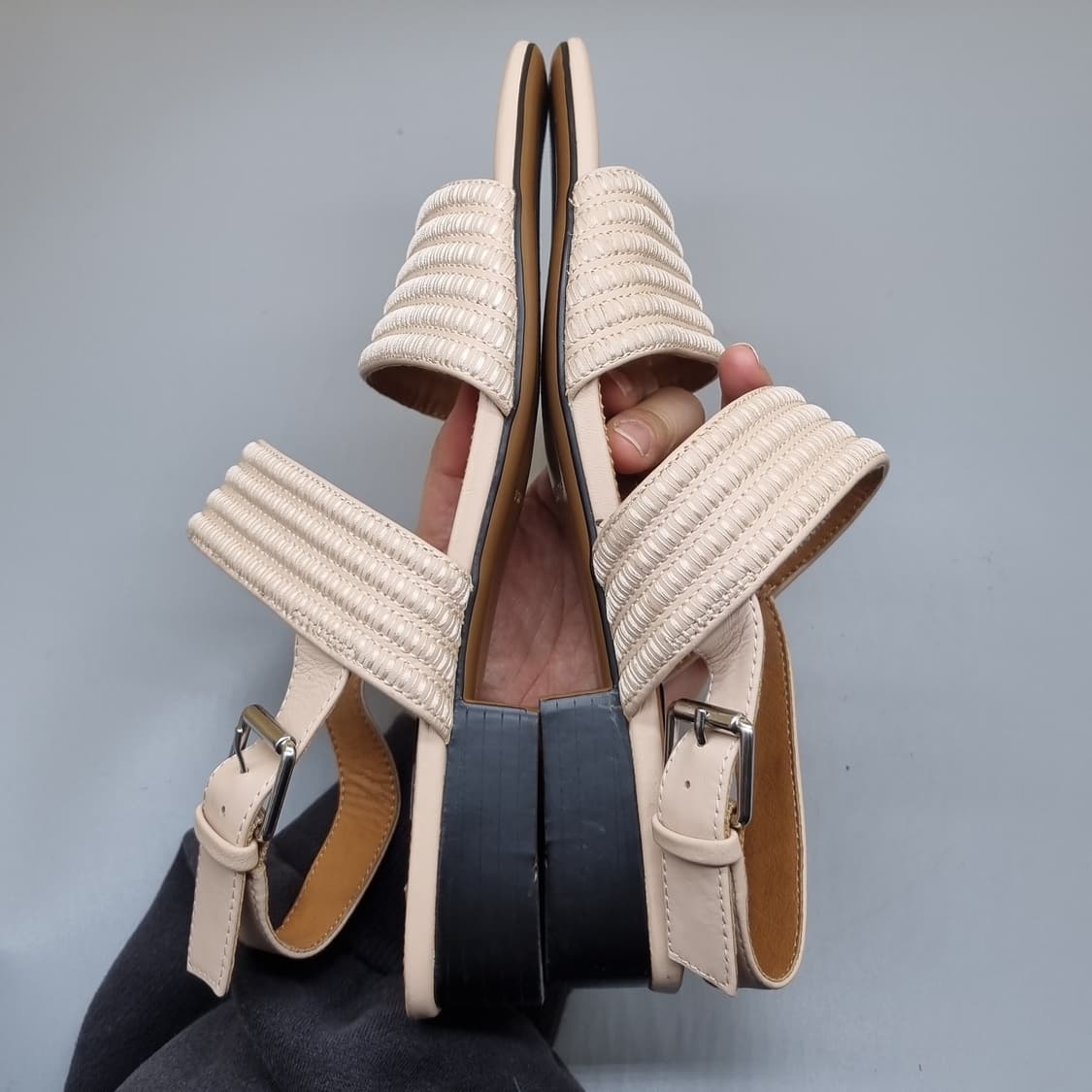 베라왕 여성샌들 실사이즈 250 굽3 상품이미지5