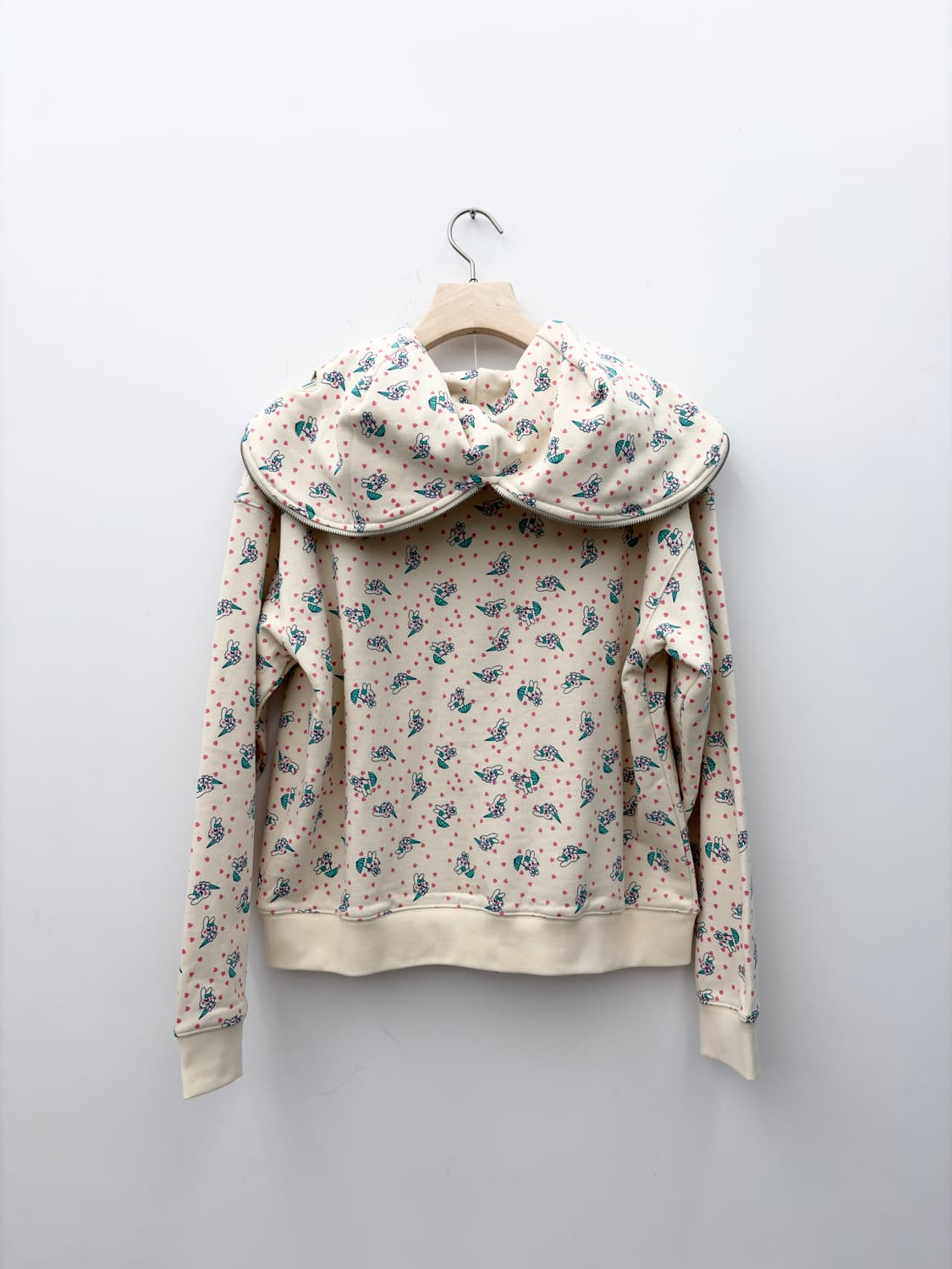 BUNNY BUTTERFLY HOODIE 상품이미지5