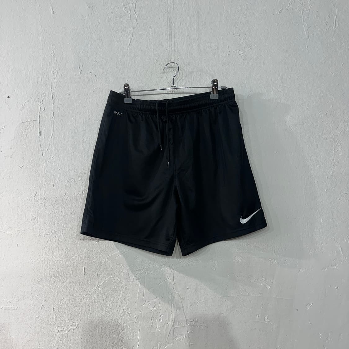 나이키 드라이핏 반바지 M 상품이미지1