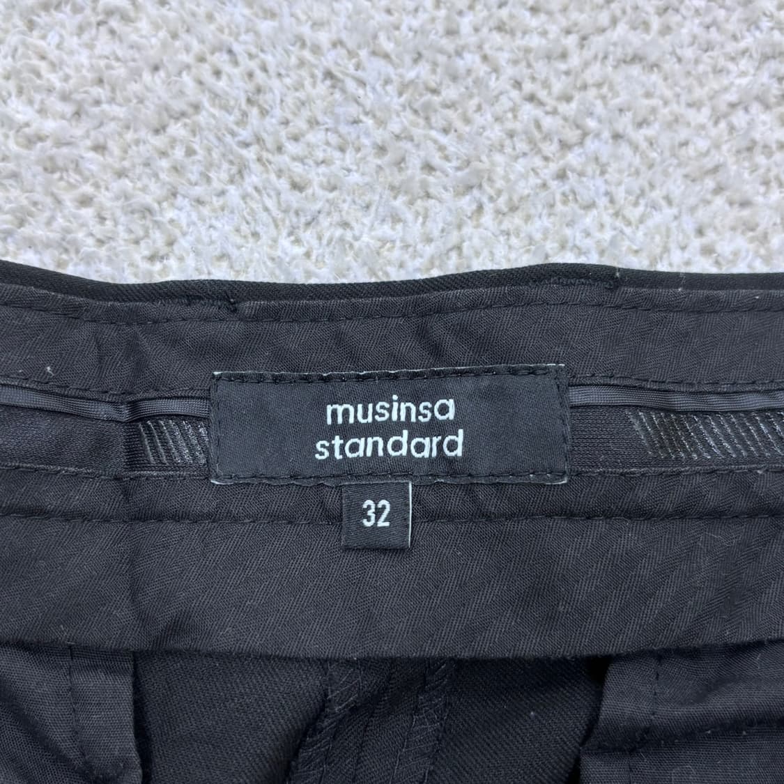 32 무신사스탠다드 블랙 치노 팬츠 0428E 상품이미지3