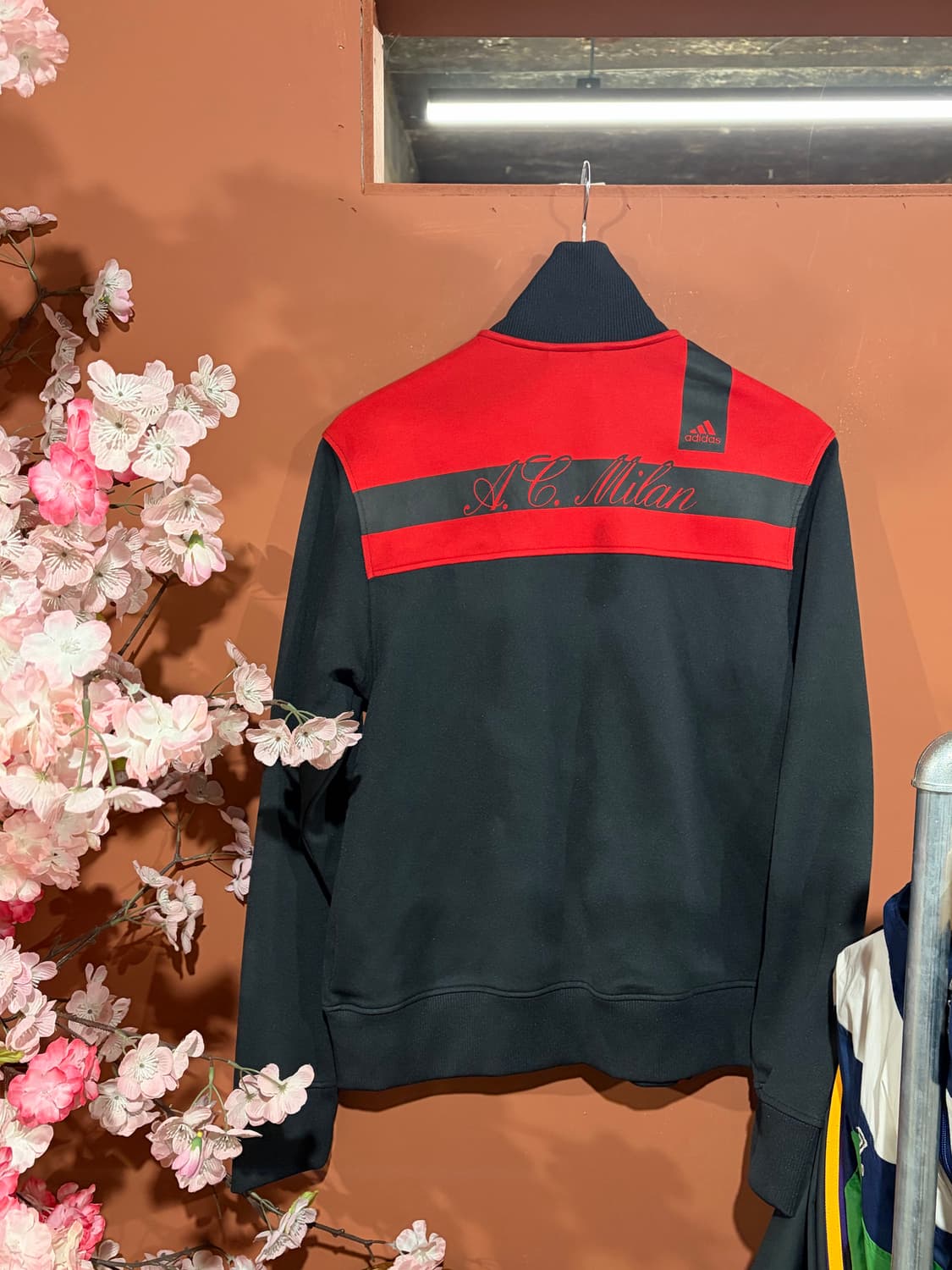 아디다스 ac밀란 트랙탑 상품이미지2