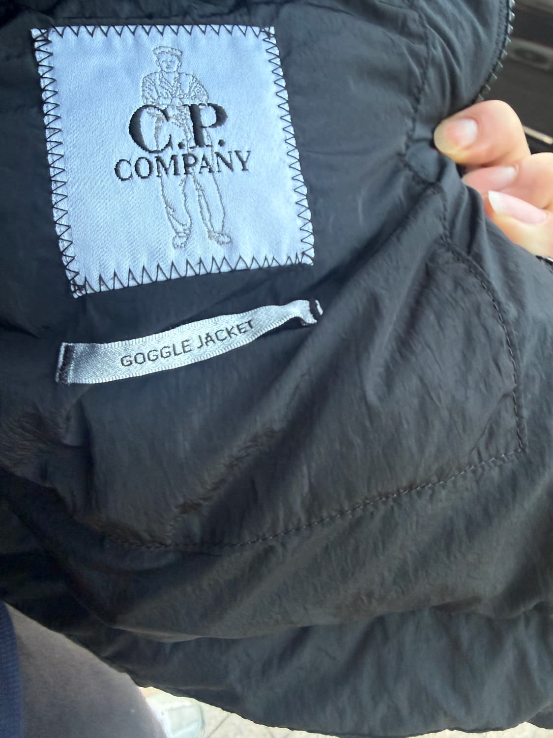 CP 컴퍼니 패딩  상품이미지3