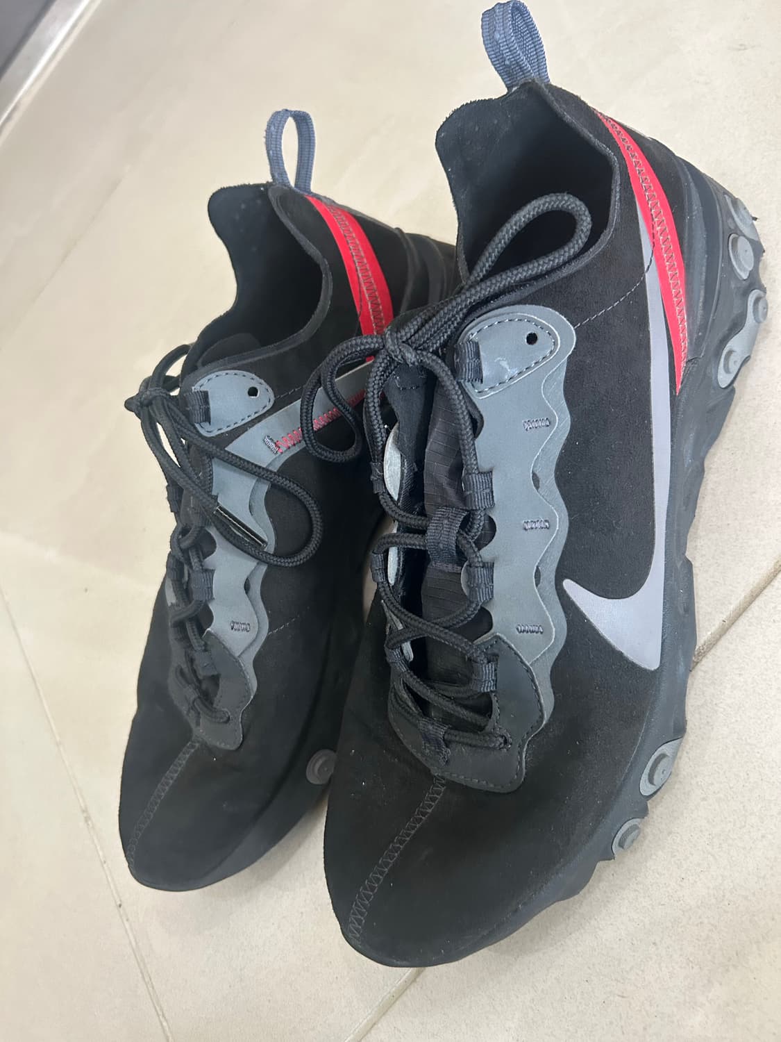 나이키 리액트 엘리먼트 55 BRED 검빨 (280 상품이미지4