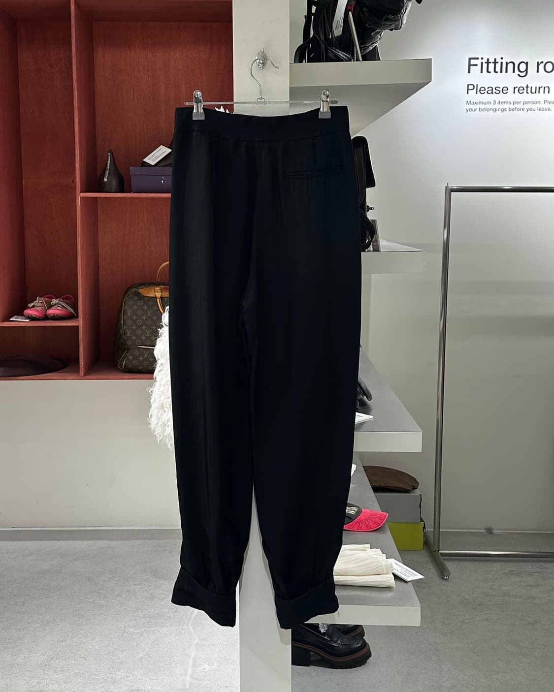 알렉산더 왕 블랙 핀턱 디테일 벌룬 팬츠 상품이미지6