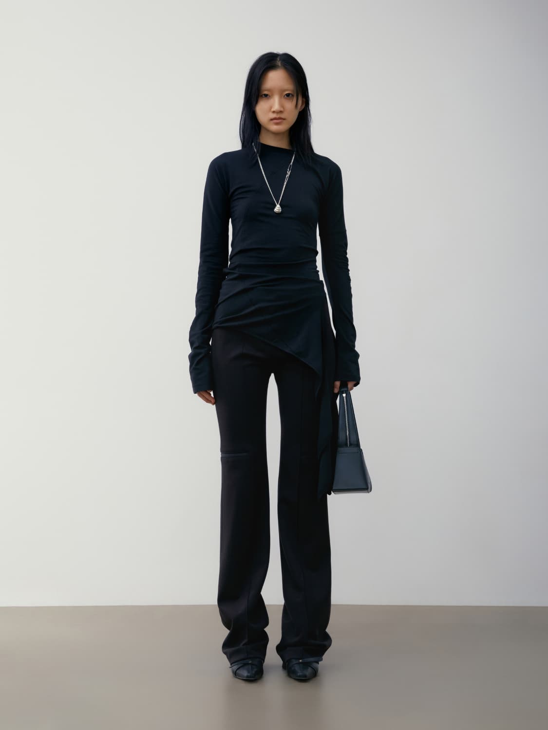 로우클래식 랩티셔츠 블랙m 상품이미지2