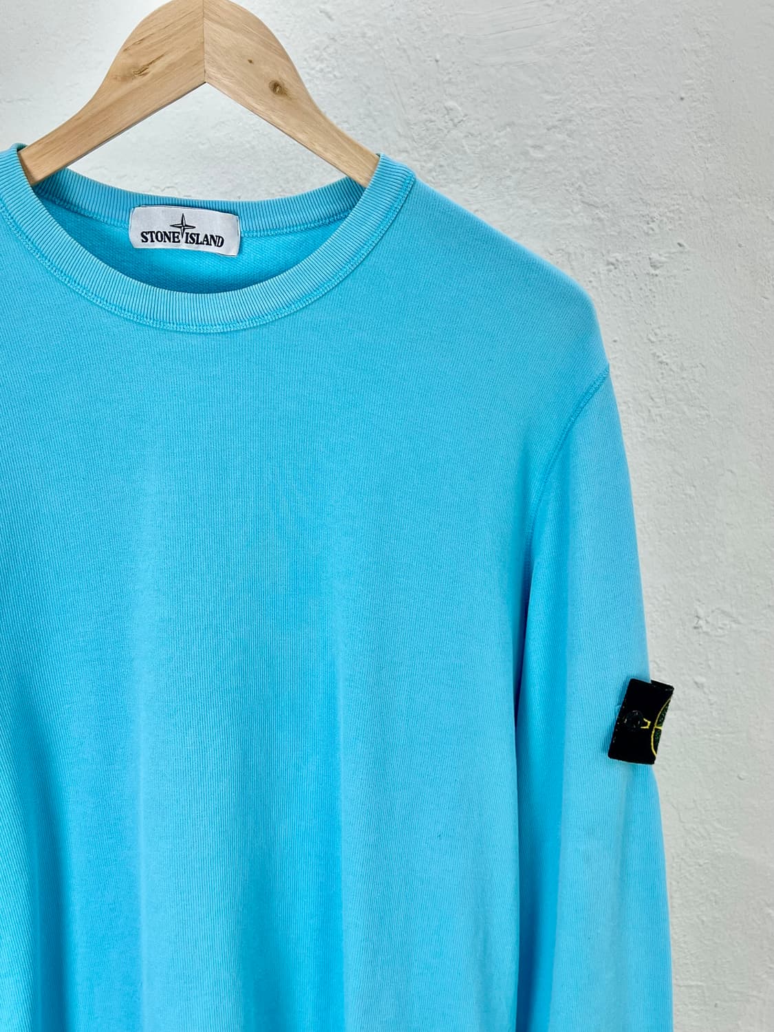 스톤 아일랜드 터쿼즈 와펜 크루넥 씬 니트 상품이미지3