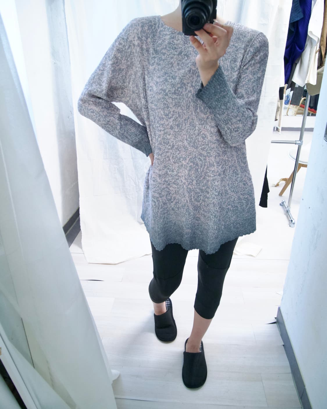 Gradation pleats long sleeve top 상품이미지2