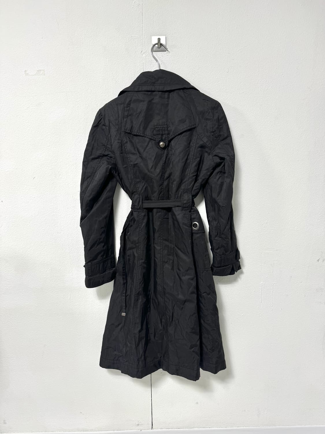 Black belted trench coat 상품이미지5
