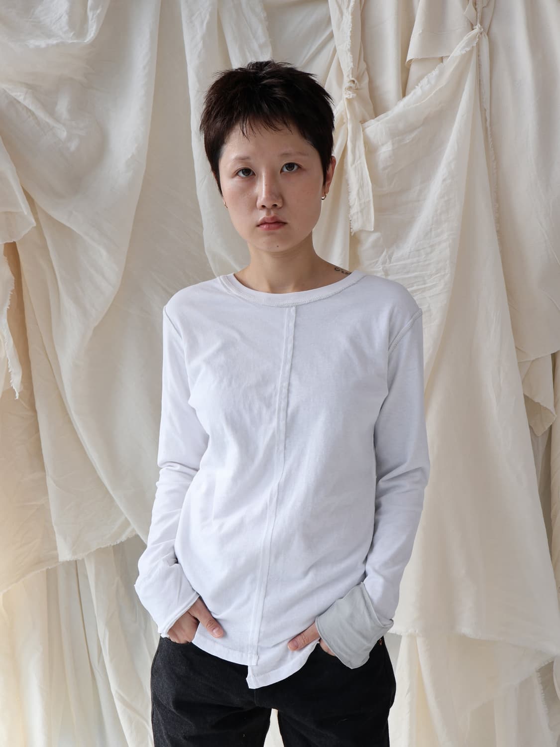 DOUBLE LAYER REVERSIBLE TEE SNOW DRIFT 상품이미지4