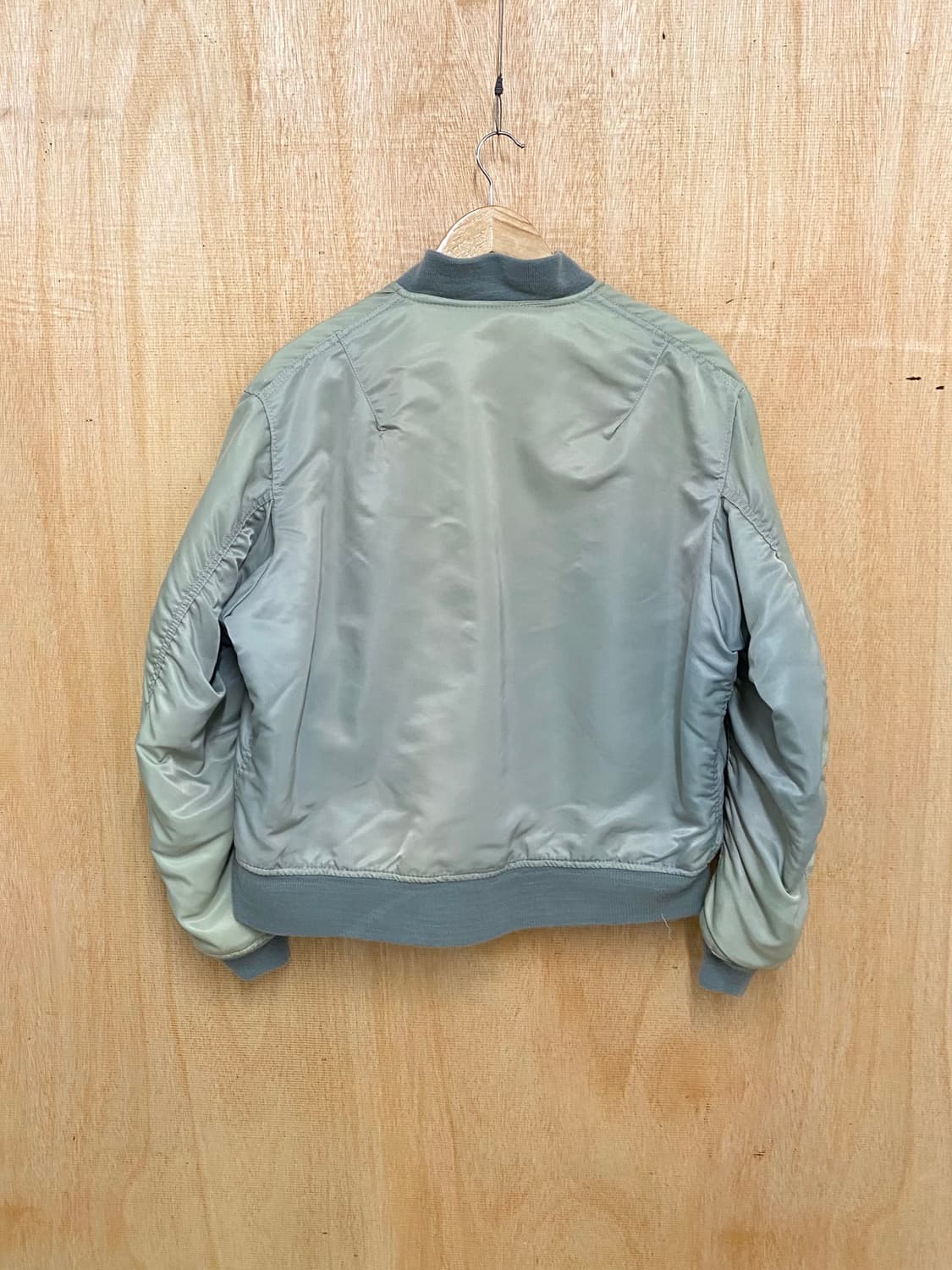 80~90s ALPHA INDUSTRIES sun faded ma-1 상품이미지2