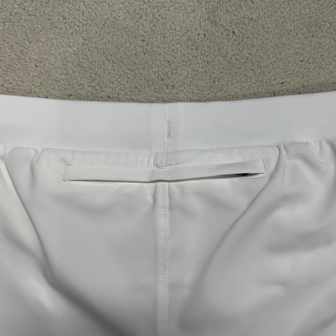 언더아머 플라이바이 쇼츠 화이트 XS 상품이미지6