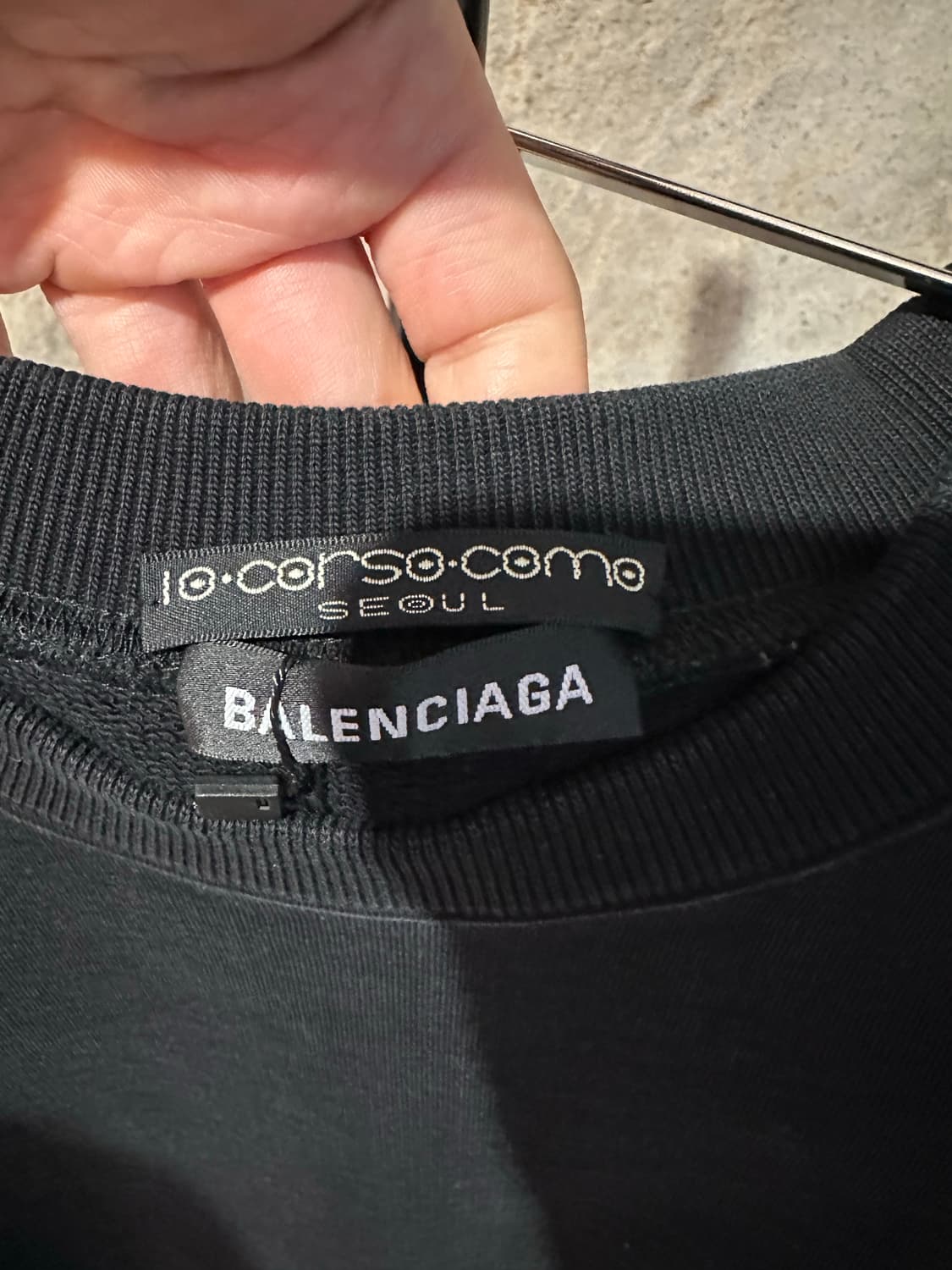 발렌시아가 스몰로고 맨투맨 상품이미지2