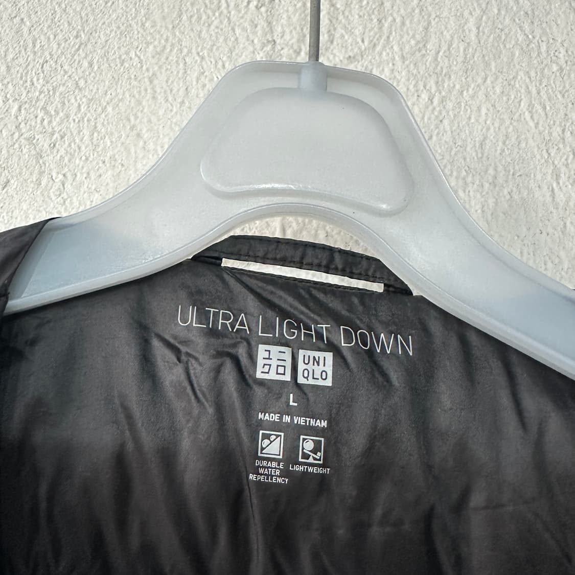 유니클로 울트라라이트다운 경량패딩조끼 L 상품이미지3