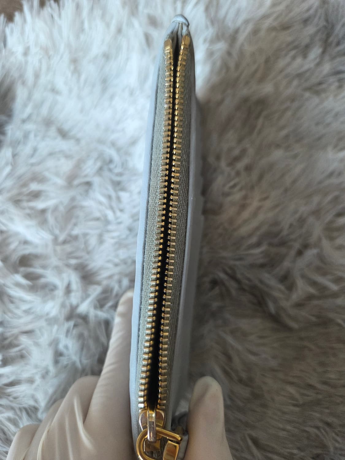 [정품] 미우미우 마테라쎄 나파 가죽 장지갑 스카이블루 상품이미지7