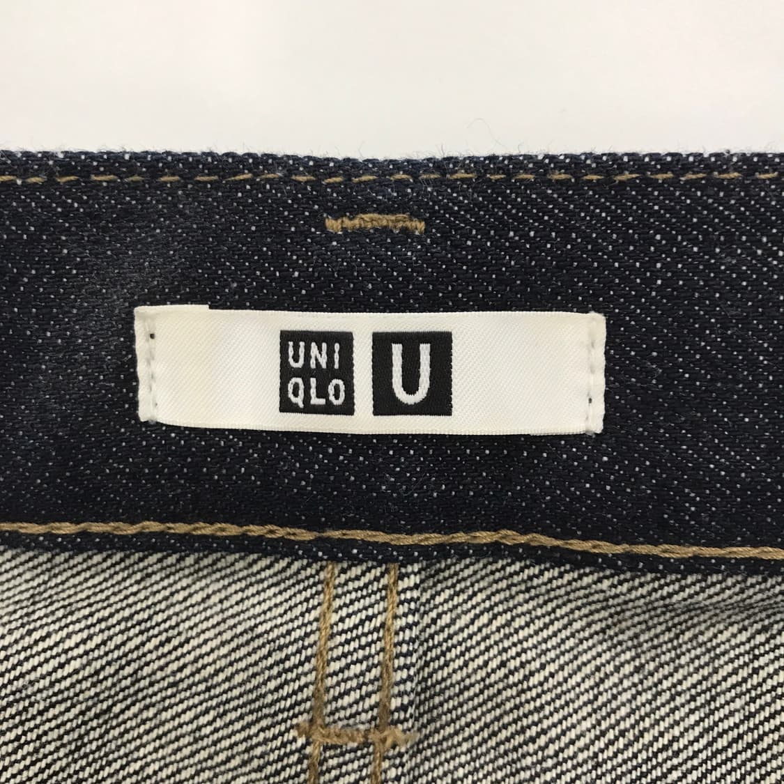 유니클로U 레귤러핏 스트레이트 셀비지 데님 [32인치] 상품이미지5