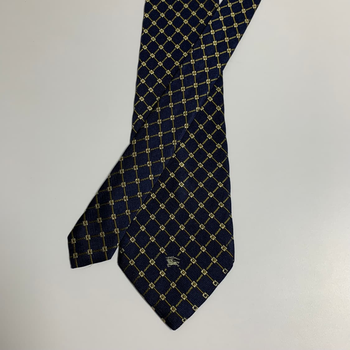 버버리(BURBERRY) 명품 체크넥타이 100실크 A+등급  정장패션 상품이미지3